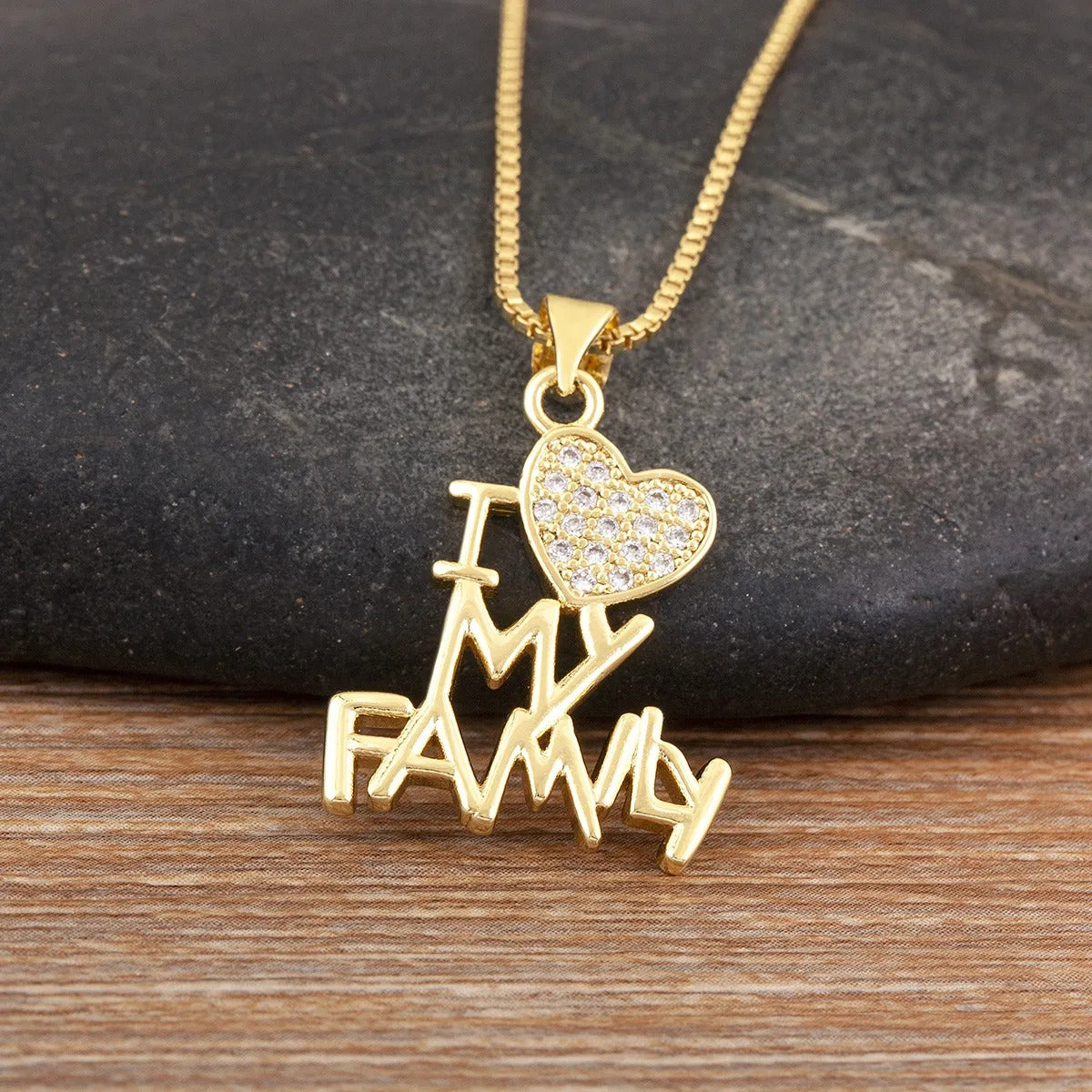 Collar I Love My Family con Circonias