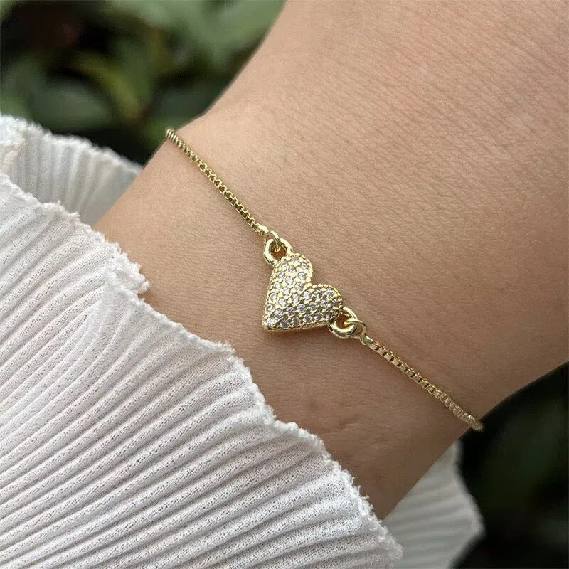 Pulsera Ajustable Corazón Texturizado en Tono Dorado