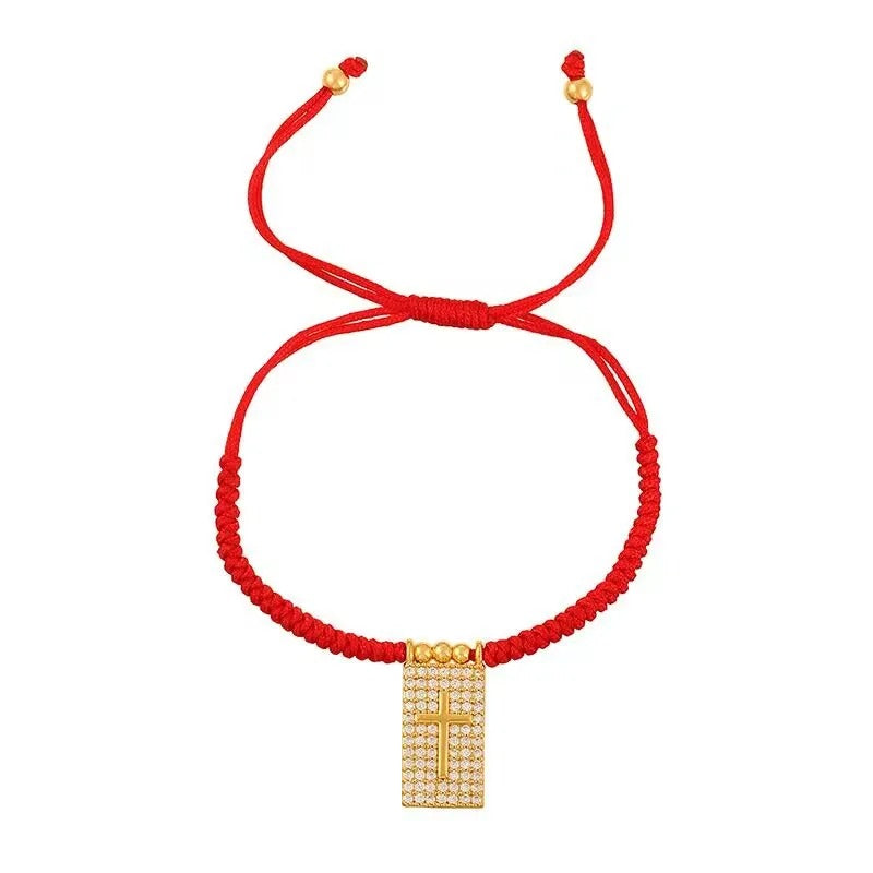 Pulsera Hilo Rojo con Placa de Cruz