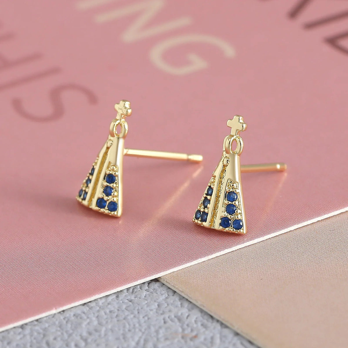 Zarcillos de Botón Virgen con Manto Azul